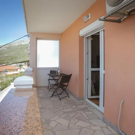 Plava Adria * Podstrana